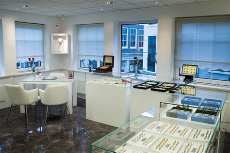 Langerak Juwelier in Den Haag .